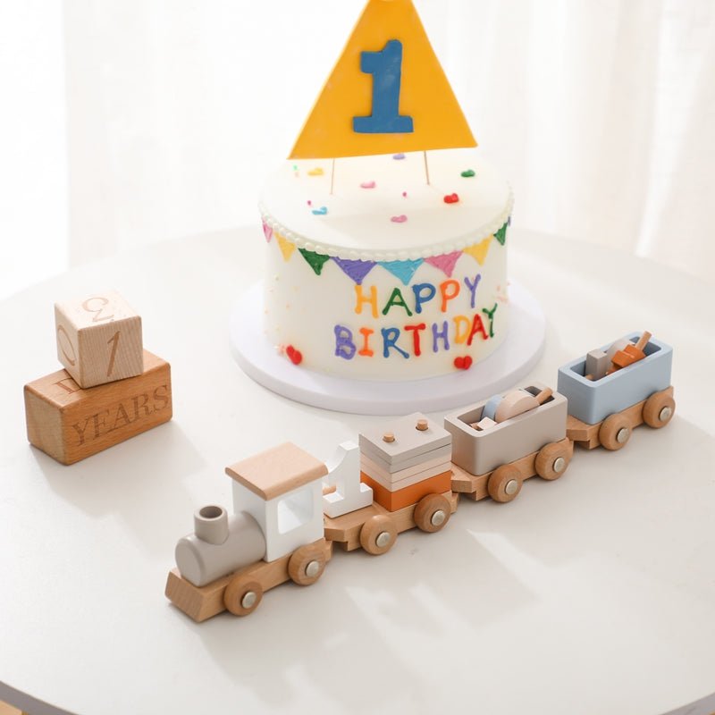Train en bois d'anniversaire - TRAIN1-5âą - JOUONS&CO.